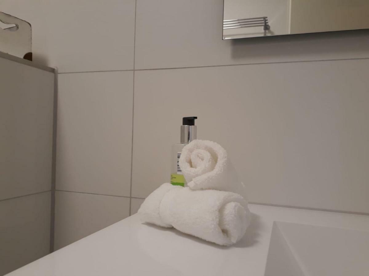 Appartement Petit Bagage 2019 Neueroeffnung à Sankt Augustin Extérieur photo